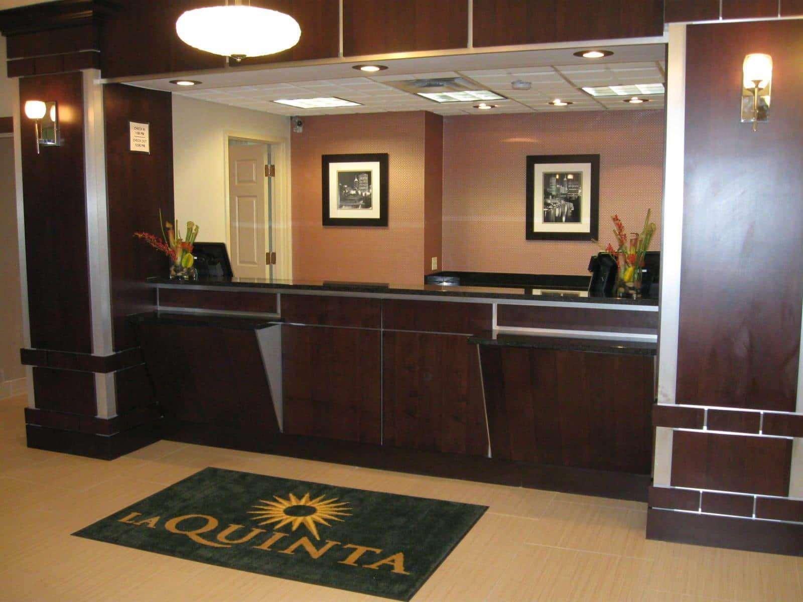 La Quinta Inn & Suites By Wyndham Indianapolis Downtown Eksteriør billede