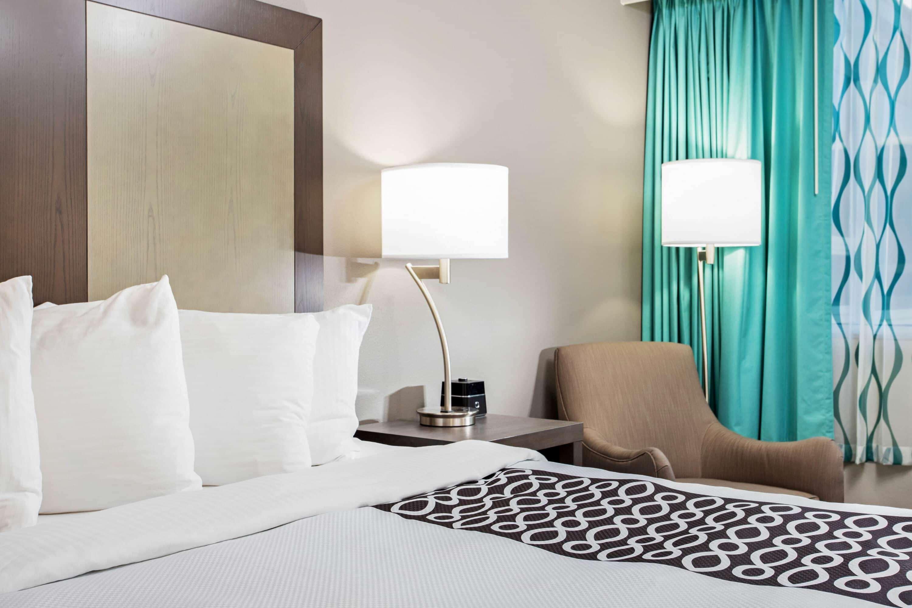 La Quinta Inn & Suites By Wyndham Indianapolis Downtown Eksteriør billede